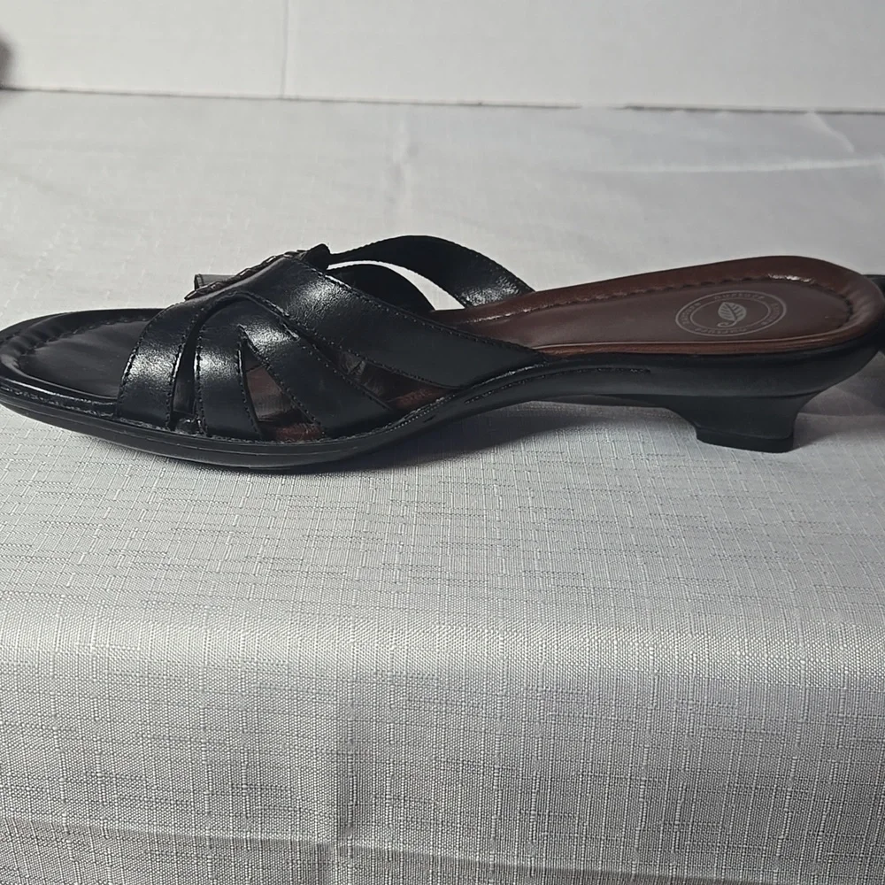 Nurture Womens Sandals Heels Leather Sz 9 Black Heel Slip On Shoes
